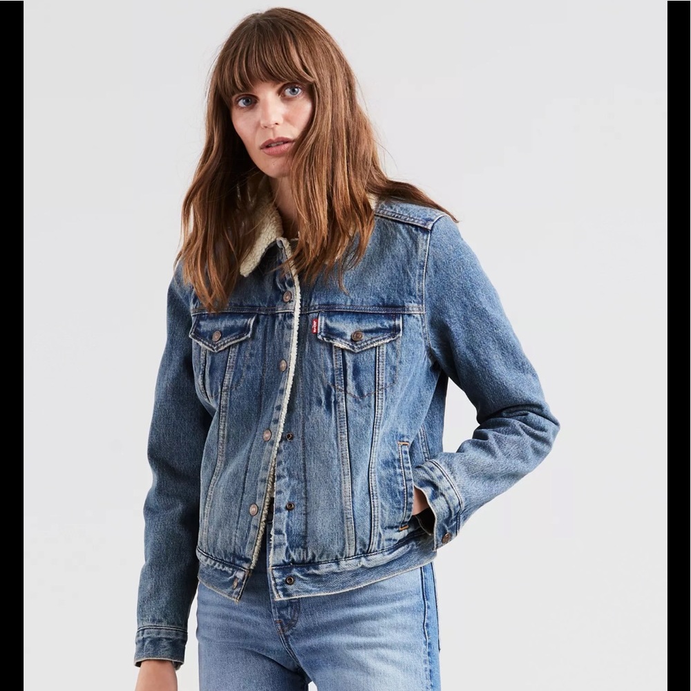Levi's Women's Blue Denim Sherpa Trucker Jacket
